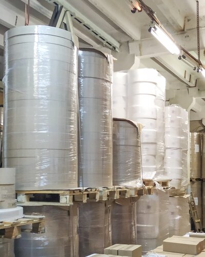 Резка бобинорезкой Резка бобинорезкой